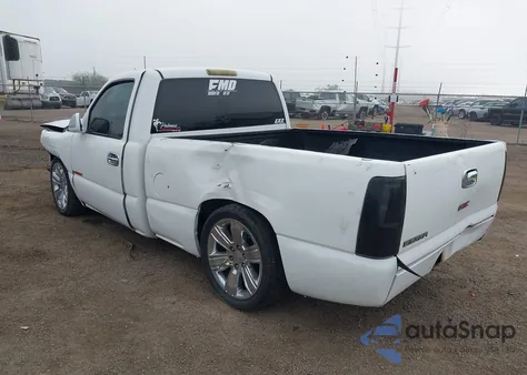 2004 GMC Sierra 1500 Sle z USA, uszkodzony, nr VIN 1GTEC14V94Z179908